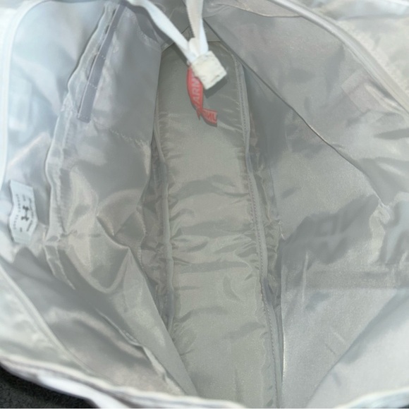 Under Armour Blue and White Tote Bag with Reflective Finish - Picture 6 of 7